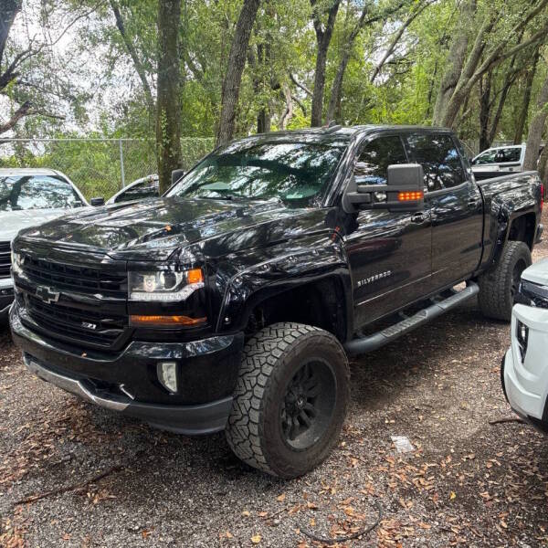 chevrolet silverado 1500 2018 3GCUKREC0JG195842 image chevrolet silverado 1500 2018 3GCUKREC0JG195842 image